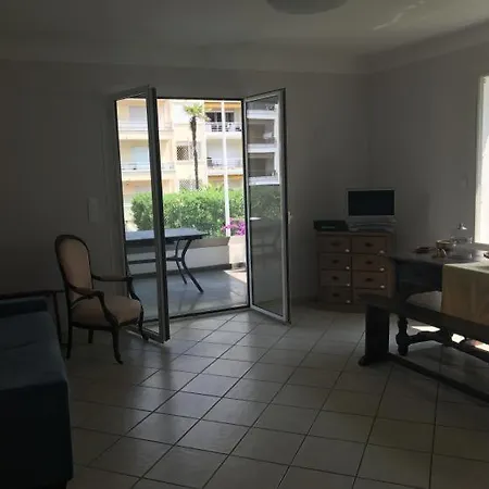 Sleeps 4 Air Con Wifi Apartamento *